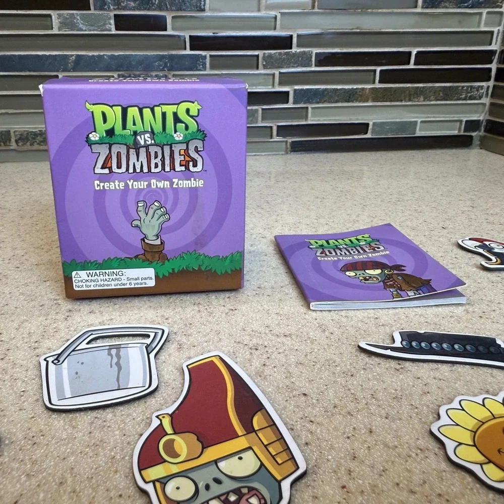 Plants vs Zombies Create Your Own Zombie Magnetic Kit Running Press Complete